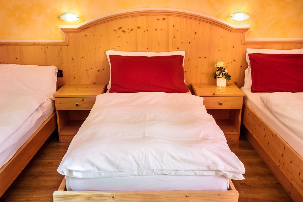 Agritur Val D'Adige Bed & Breakfast Trento Phòng bức ảnh